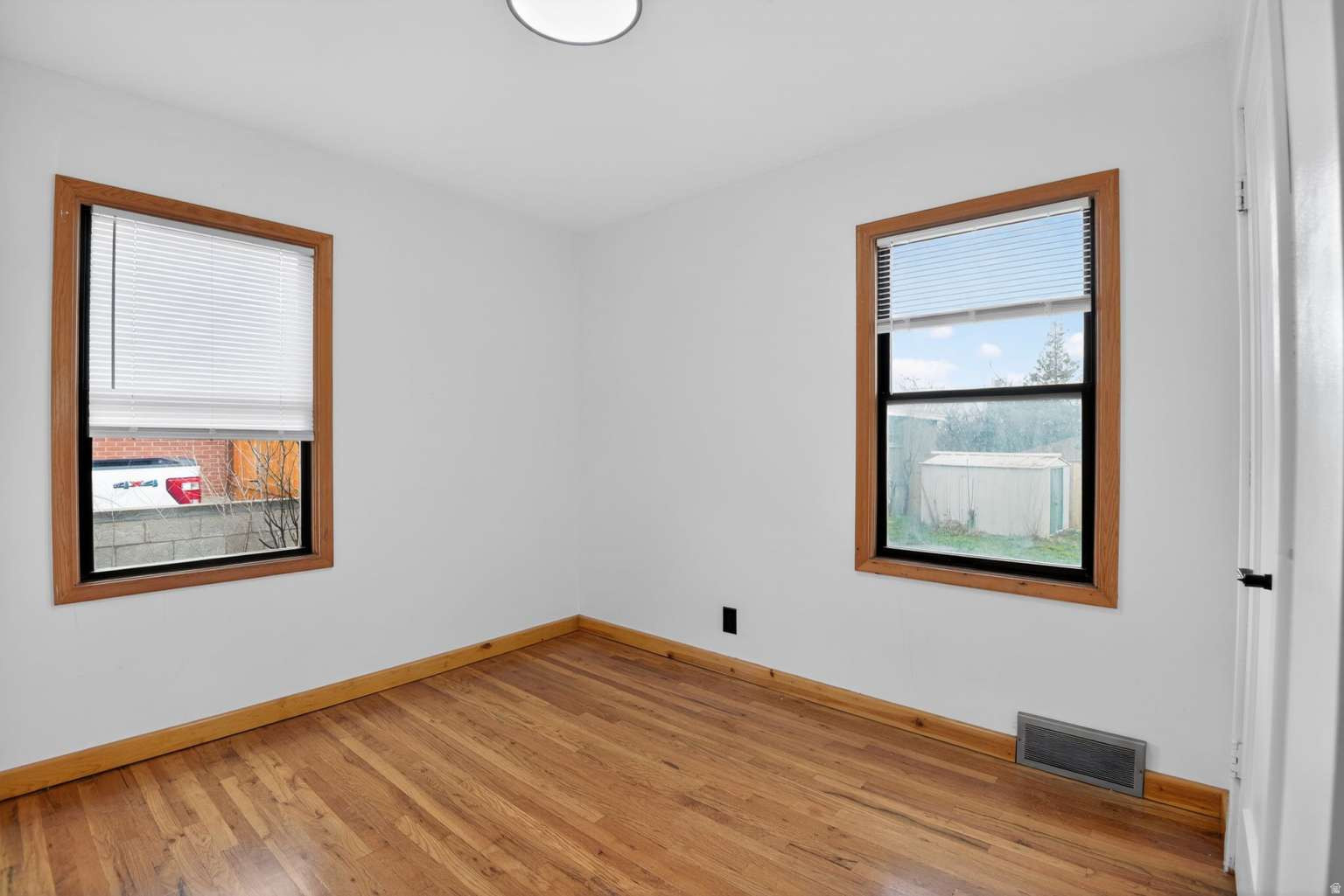 OQUIRRH HILLS NO 4 - Residential