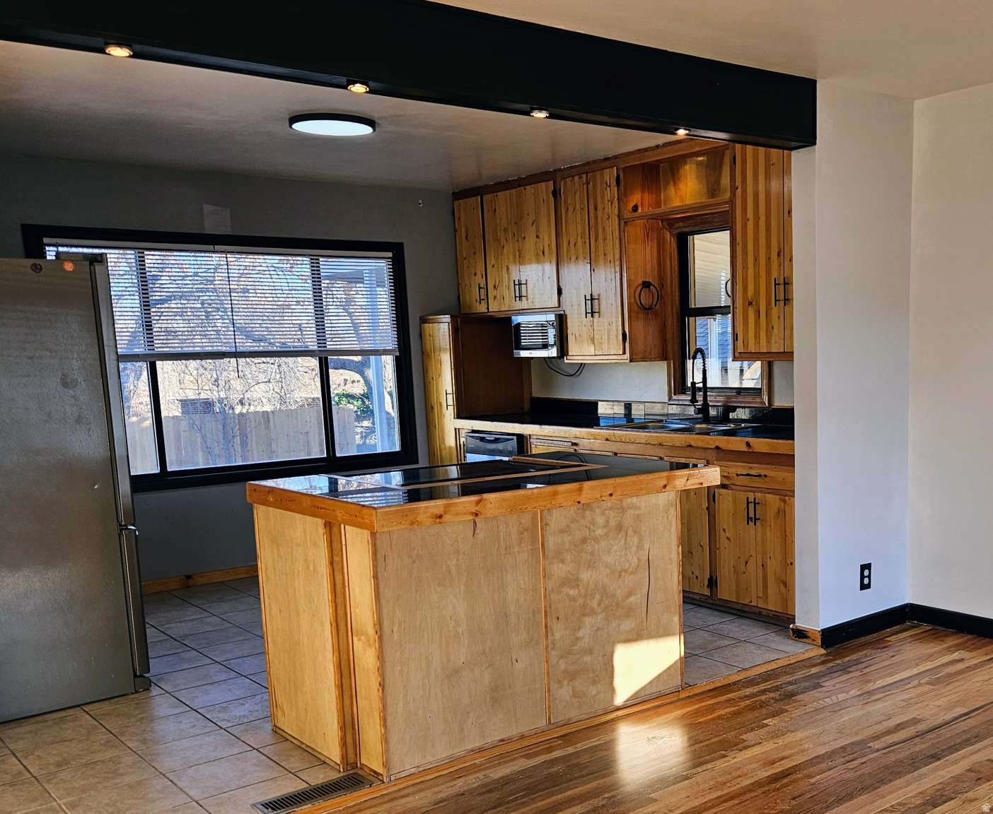 OQUIRRH HILLS NO 4 - Residential