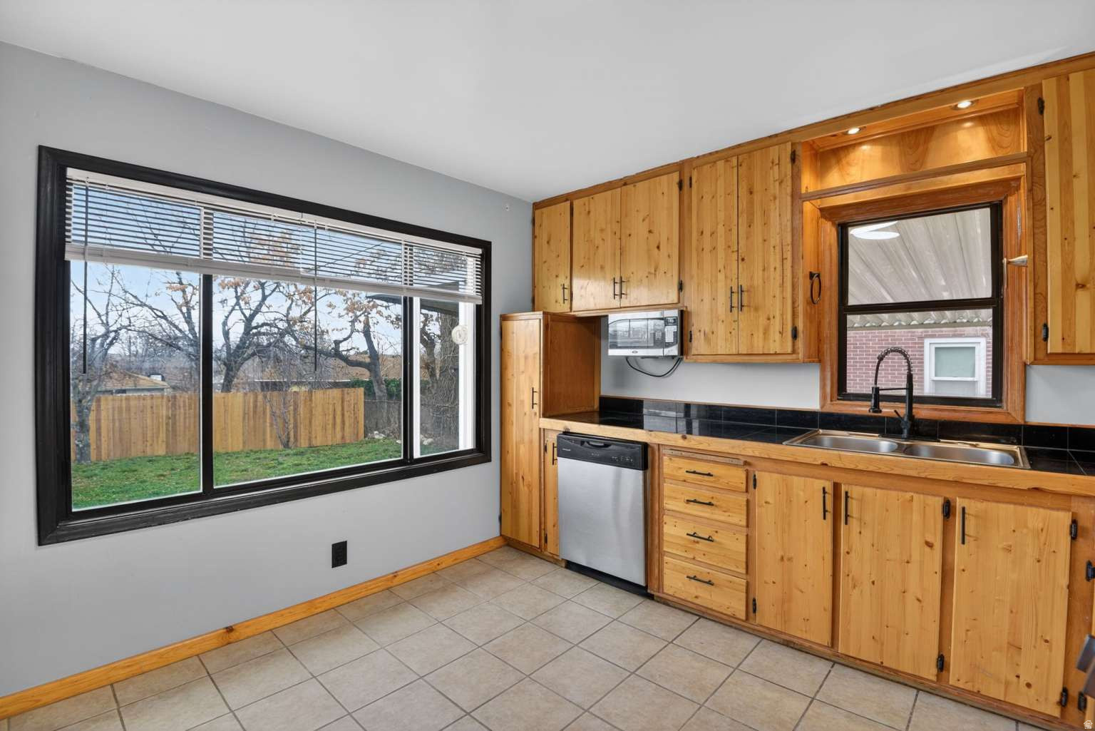 OQUIRRH HILLS NO 4 - Residential