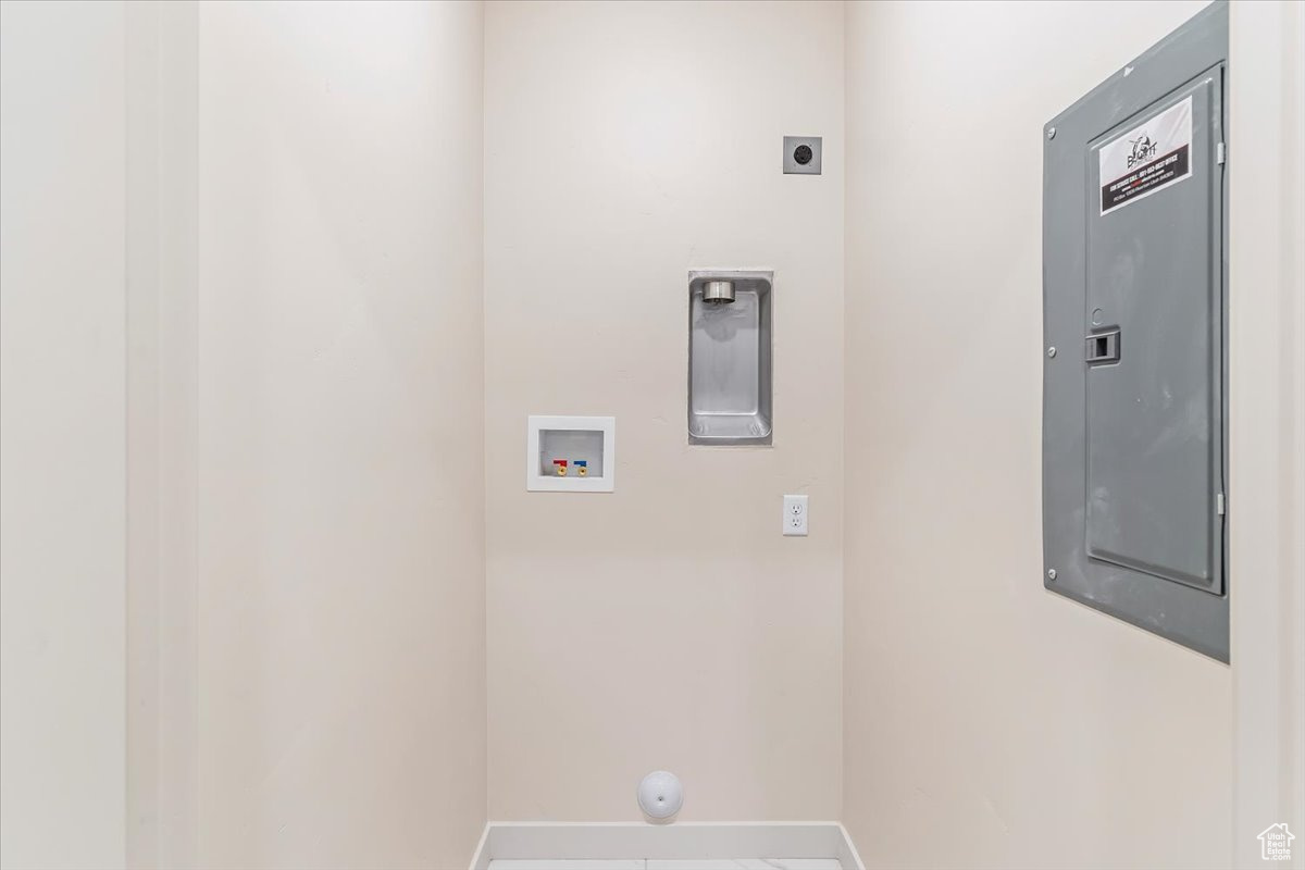 CLIFTON PLACE TOWNHOMES - Residential