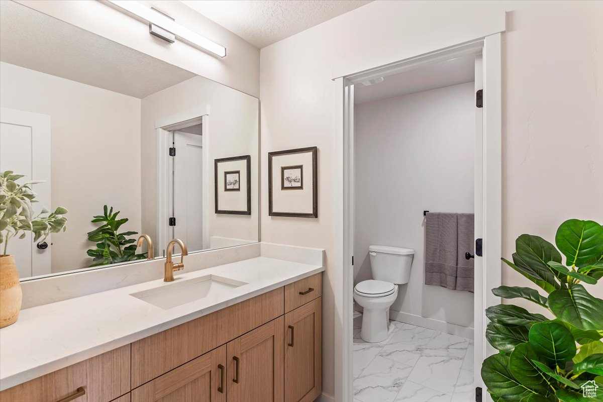 CLIFTON PLACE TOWNHOMES - Residential