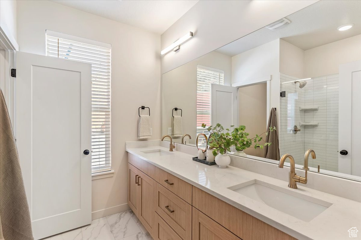 CLIFTON PLACE TOWNHOMES - Residential