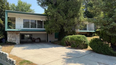 Photo of 999 E JASPER CIR, Salt Lake City, UT 84106 (MLS # 2177661)