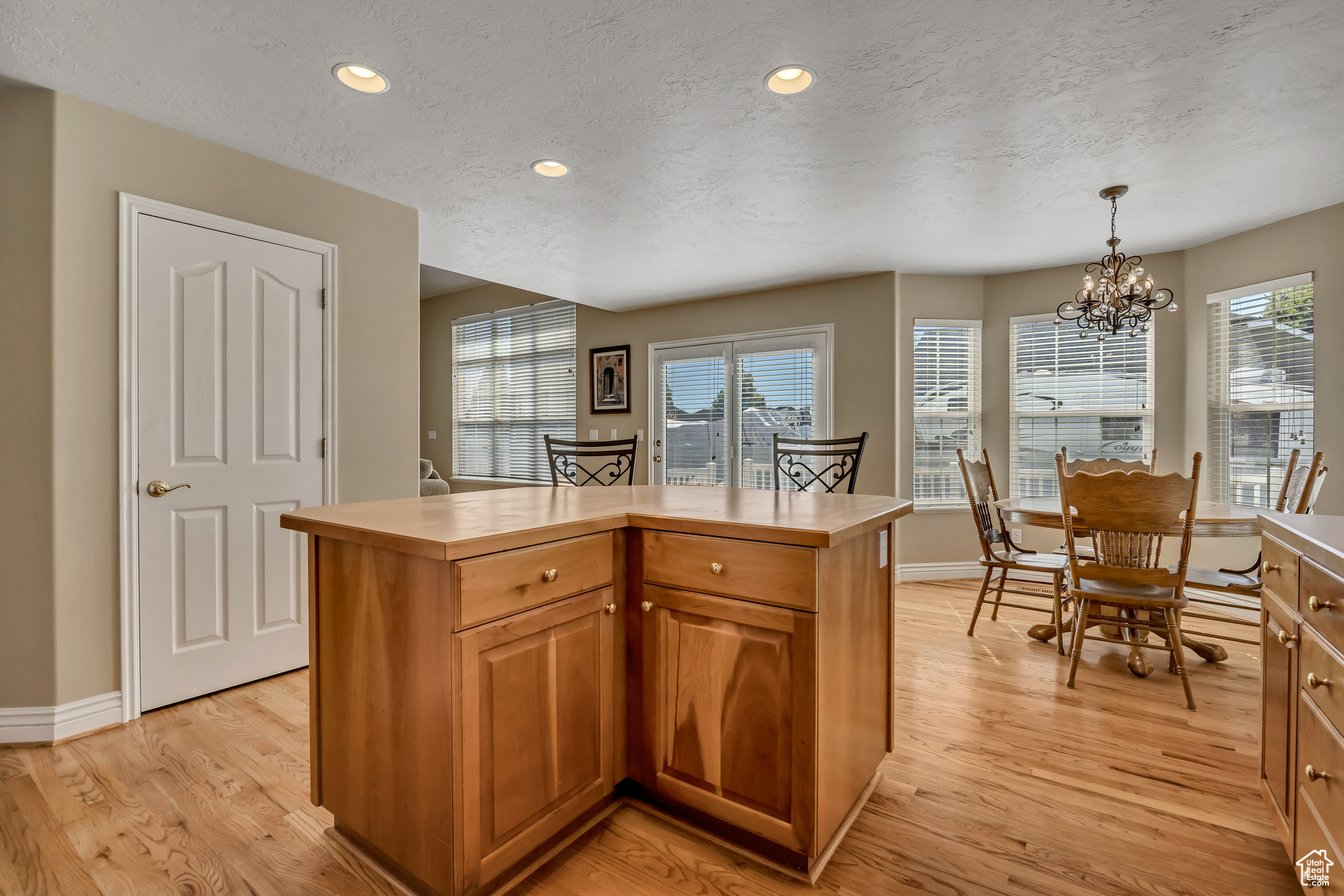 WALNUT GROVE III - Residential