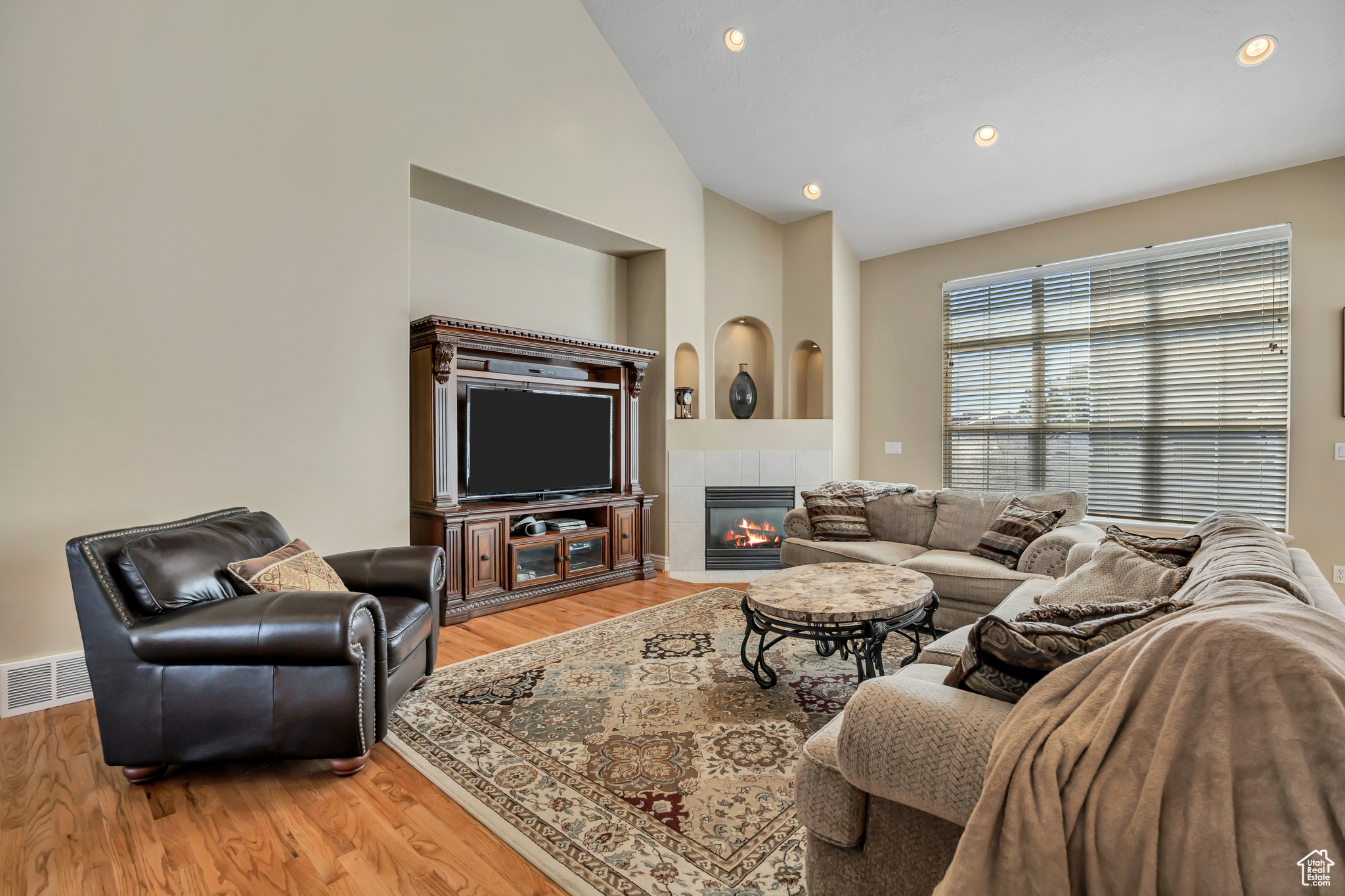 WALNUT GROVE III - Residential