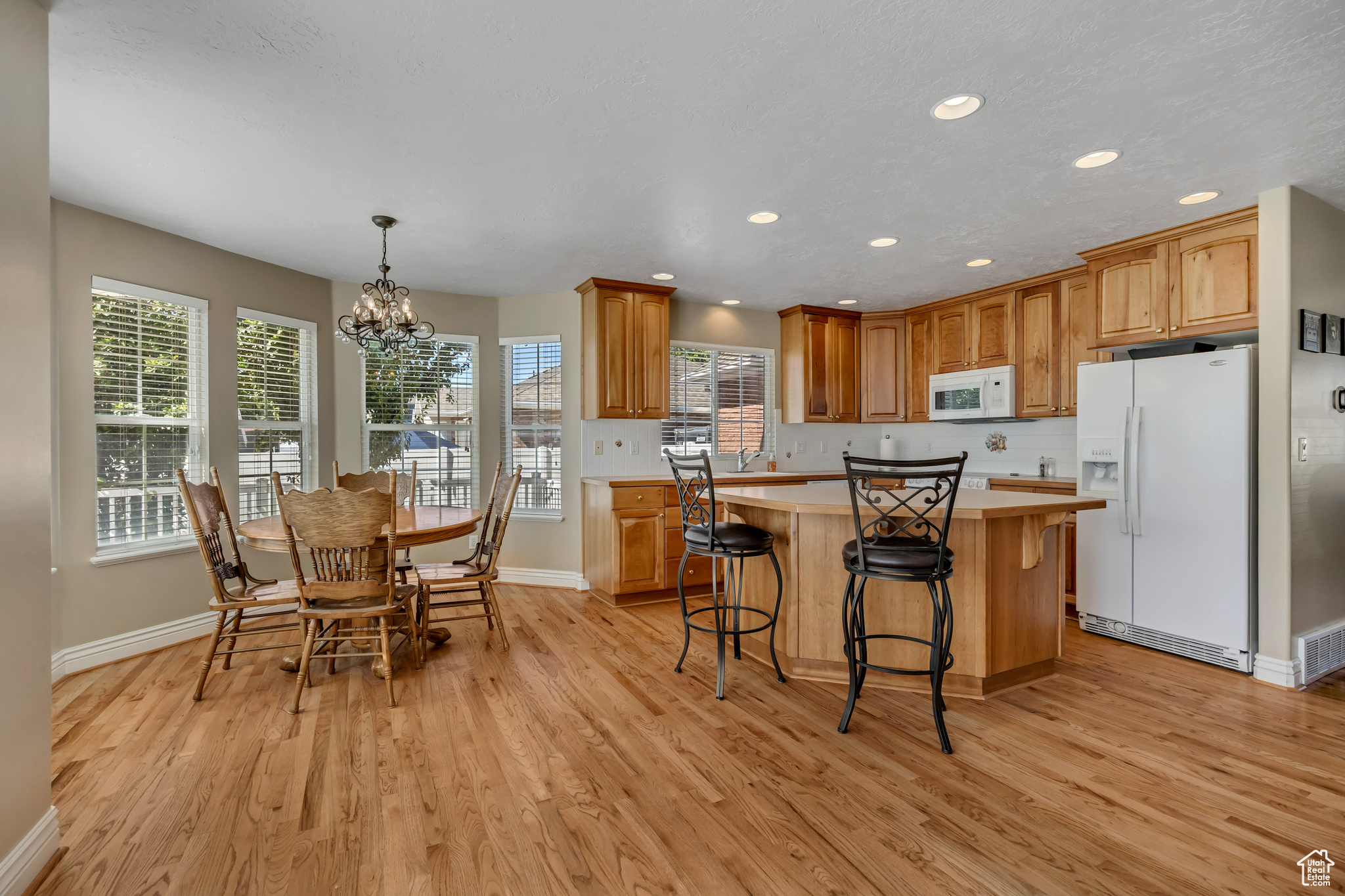 WALNUT GROVE III - Residential
