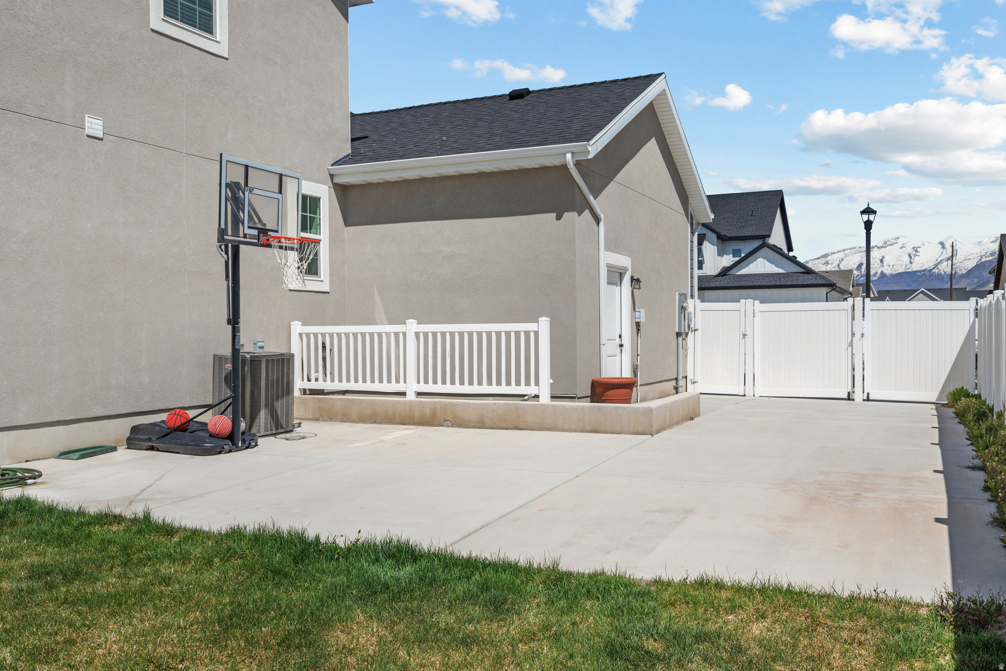 ANDERSON FARM EST - Residential