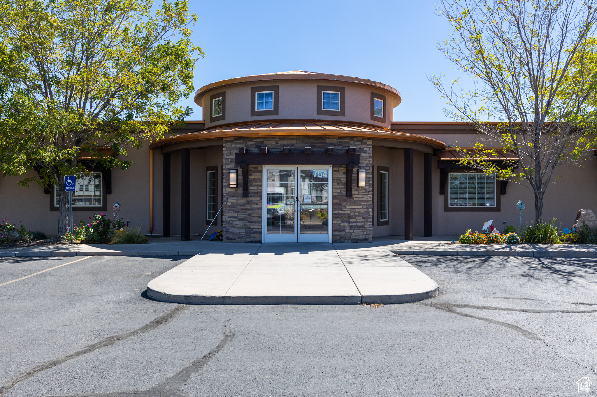 HUGHES INDUSTRIAL PARK NO 2 - Commercial Sale