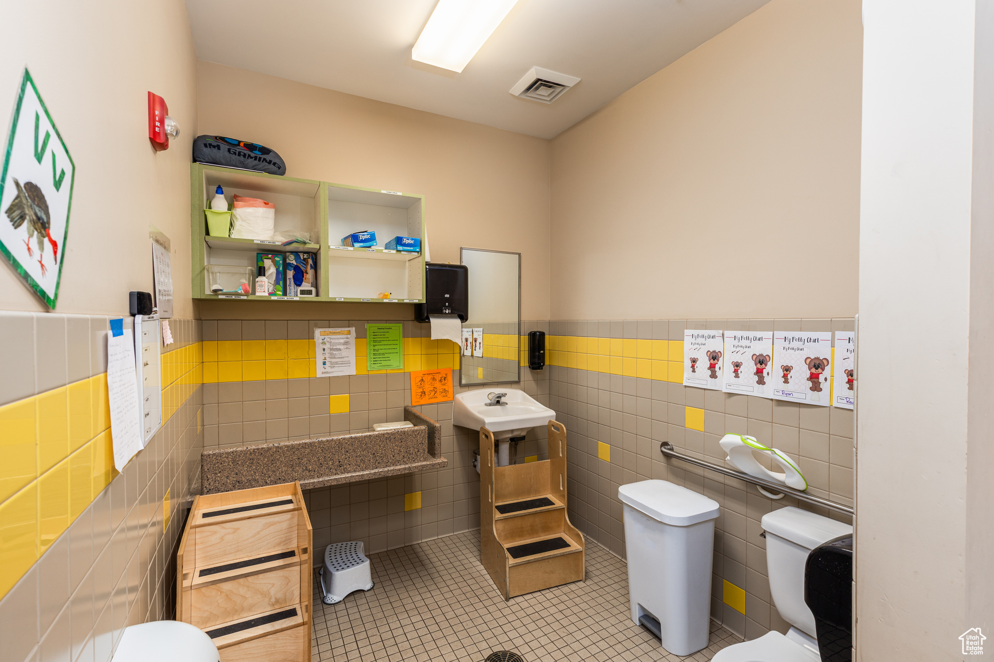 HUGHES INDUSTRIAL PARK NO 2 - Commercial Sale