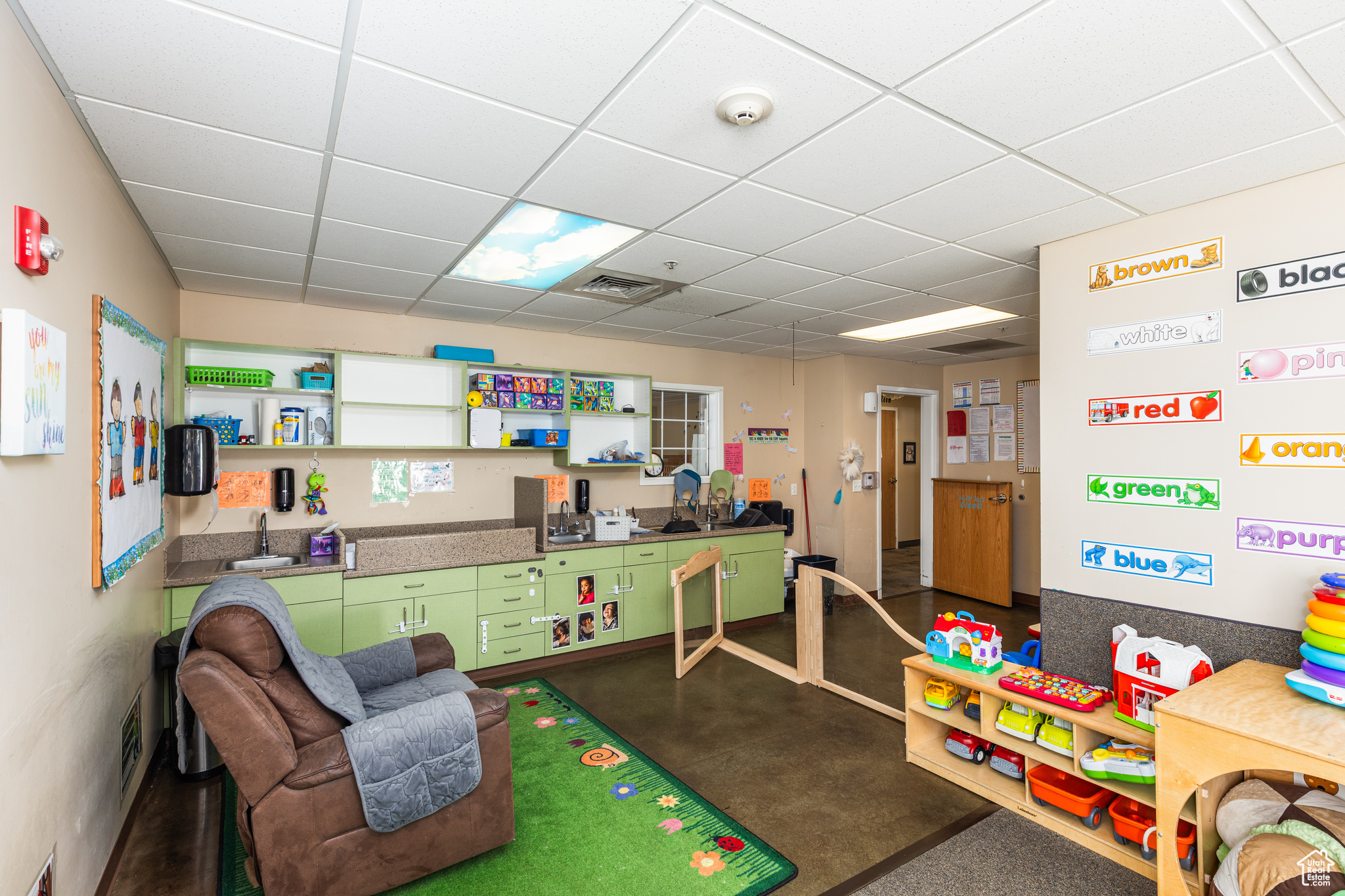 HUGHES INDUSTRIAL PARK NO 2 - Commercial Sale