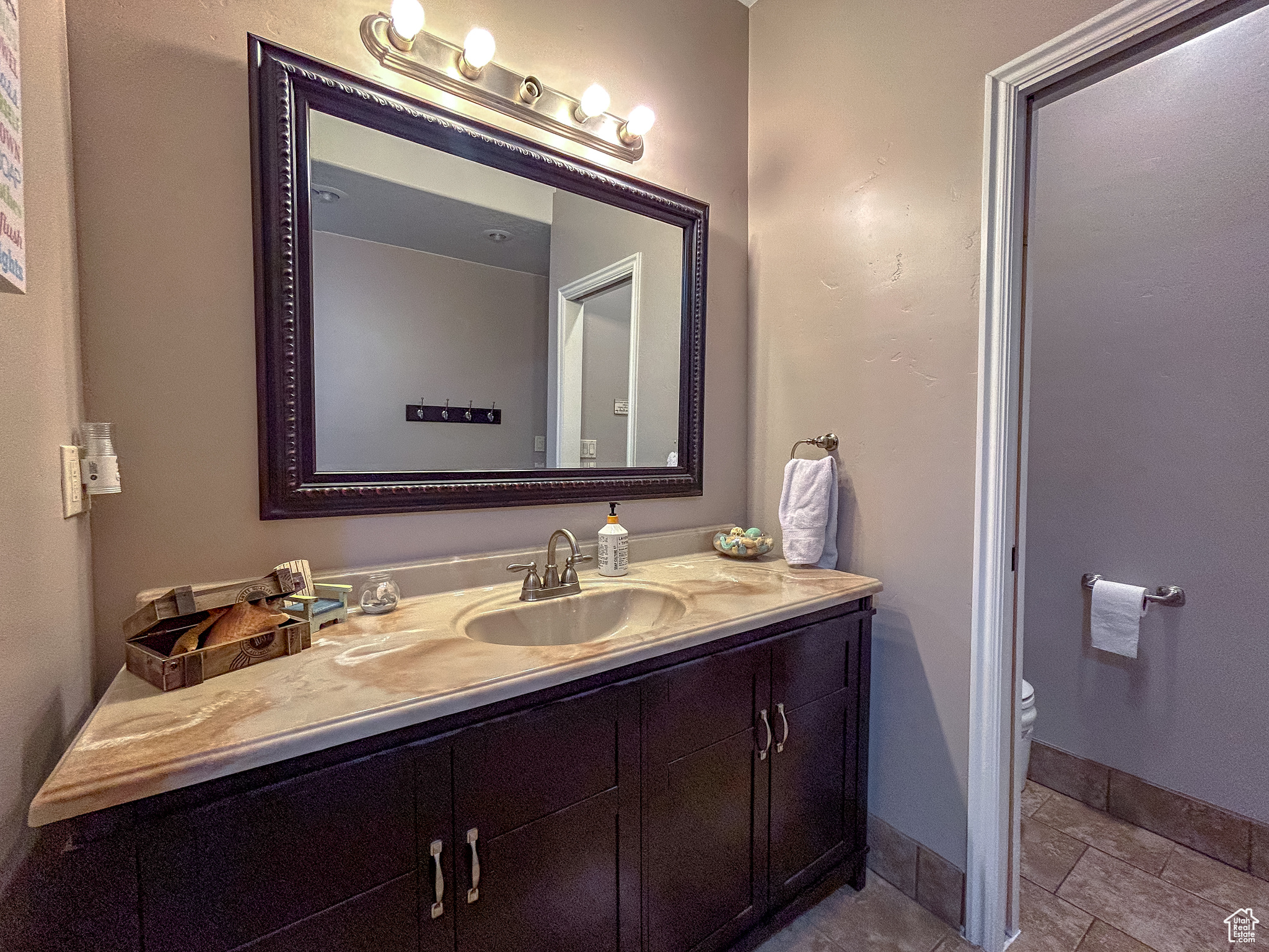 WINCHESTER HILLS 4 - Residential