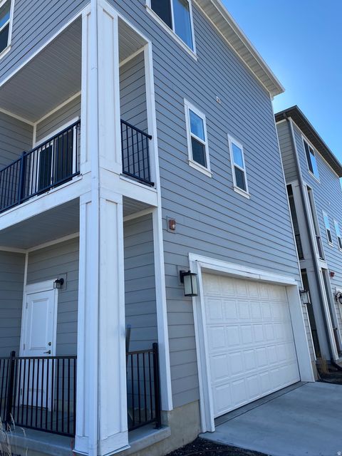 Tiny photo for 28 S RIO GRAND AVE W, Farmington, UT 84025 (MLS # 2132877)