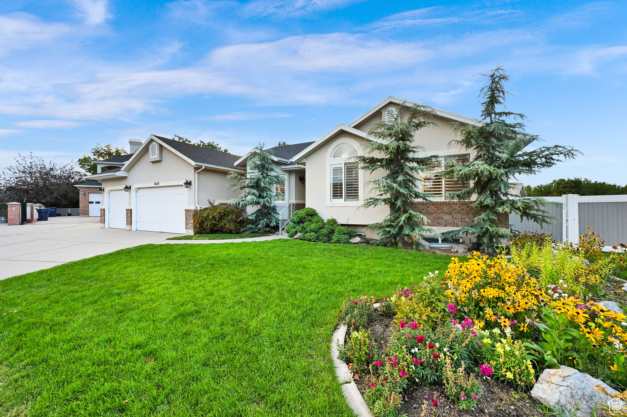 8122 S Hidden Springs Cv, Sandy, Utah image 1