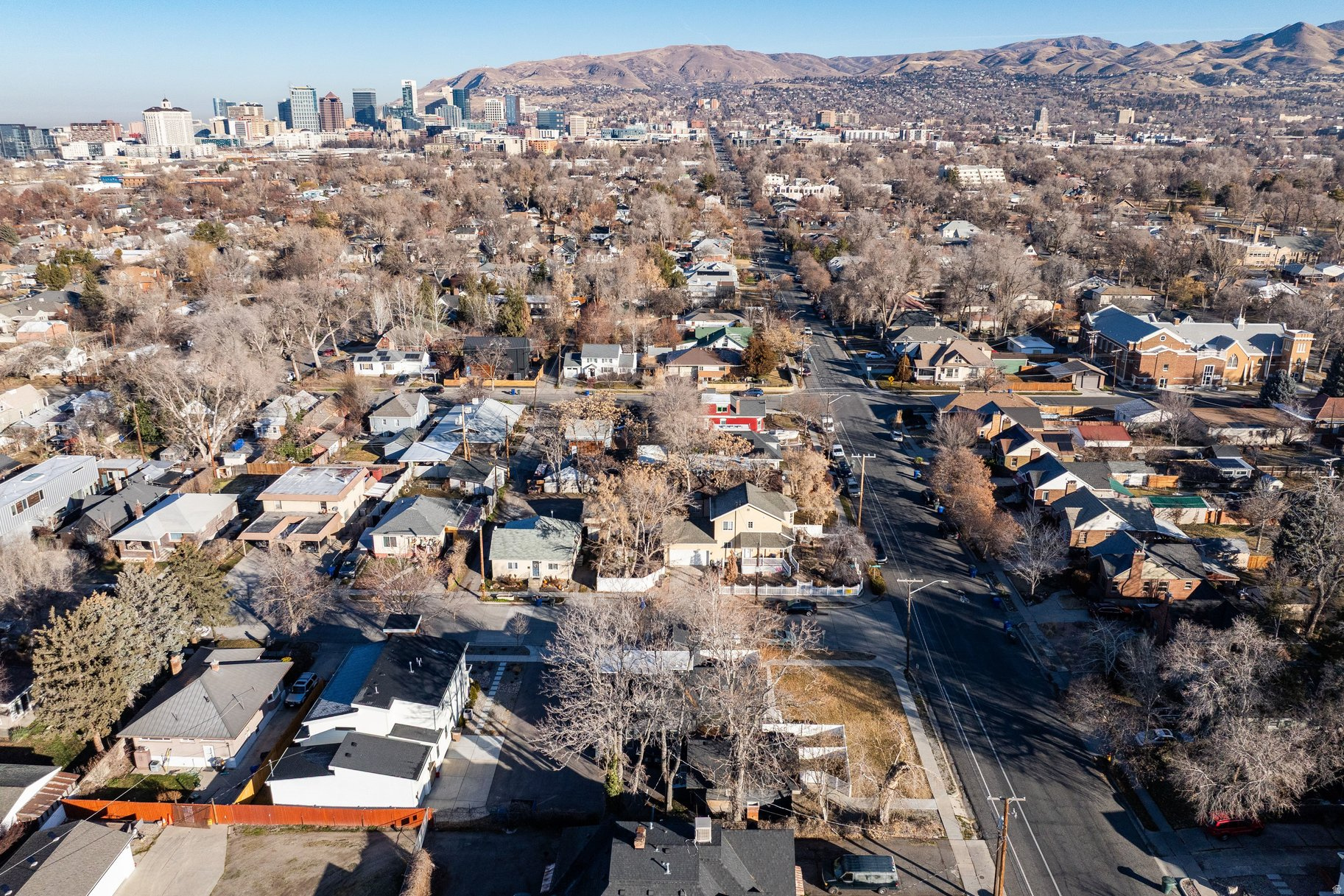 FIVE ACRE - Residential Income