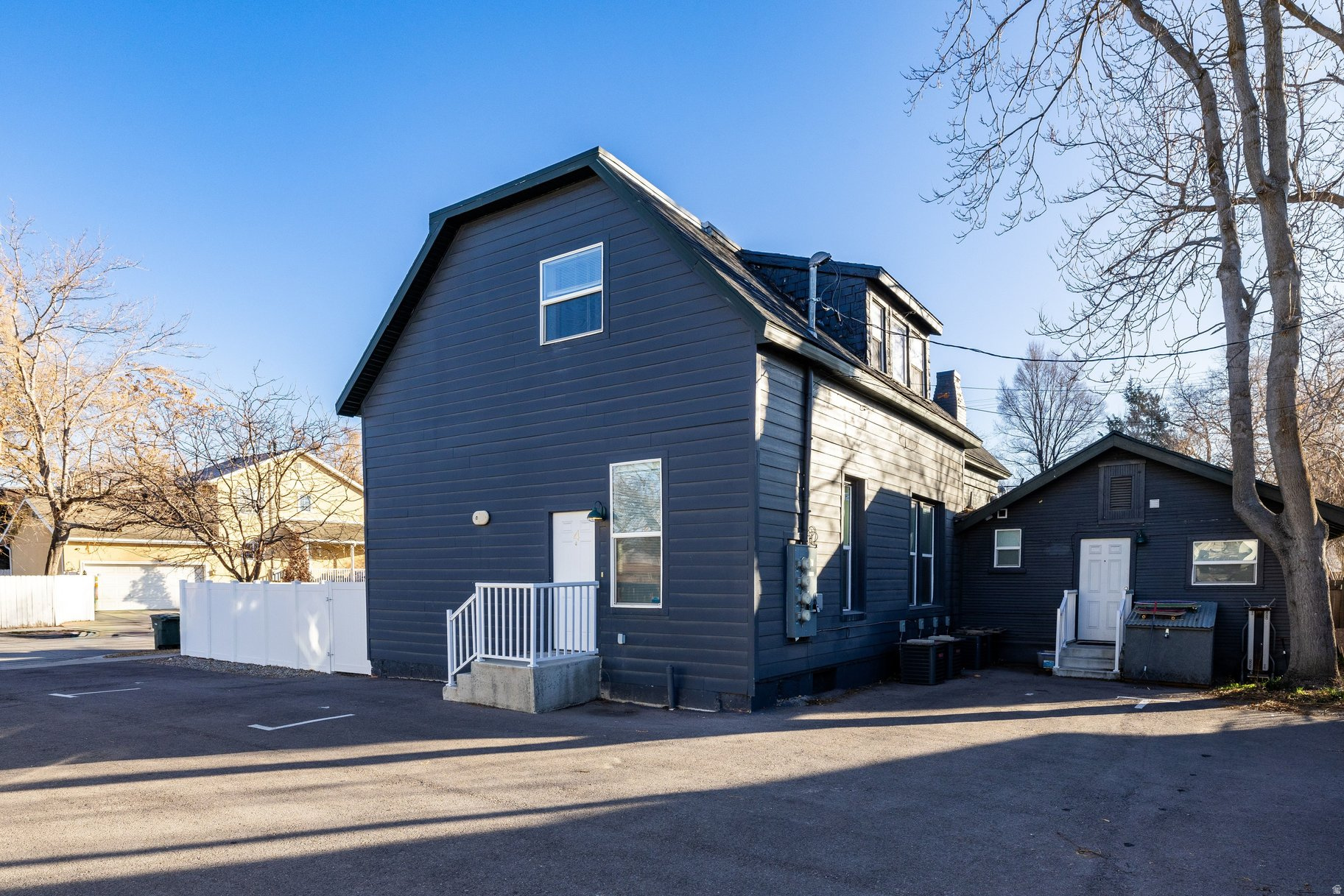 FIVE ACRE - Residential Income