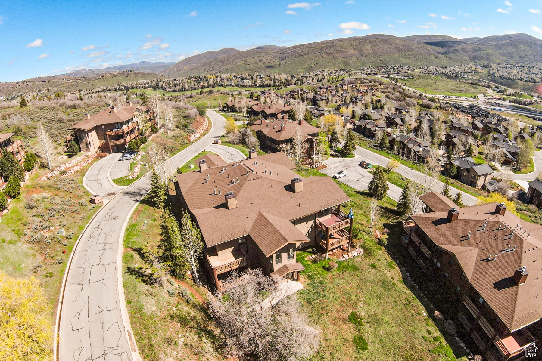 Park City, Utah 84098, United States, 2 Bedrooms Bedrooms, ,2 BathroomsBathrooms,Residential,Pending,129864