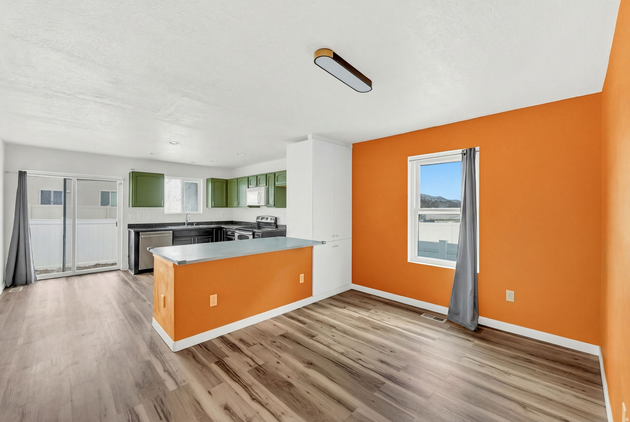 PIONEER - Residential