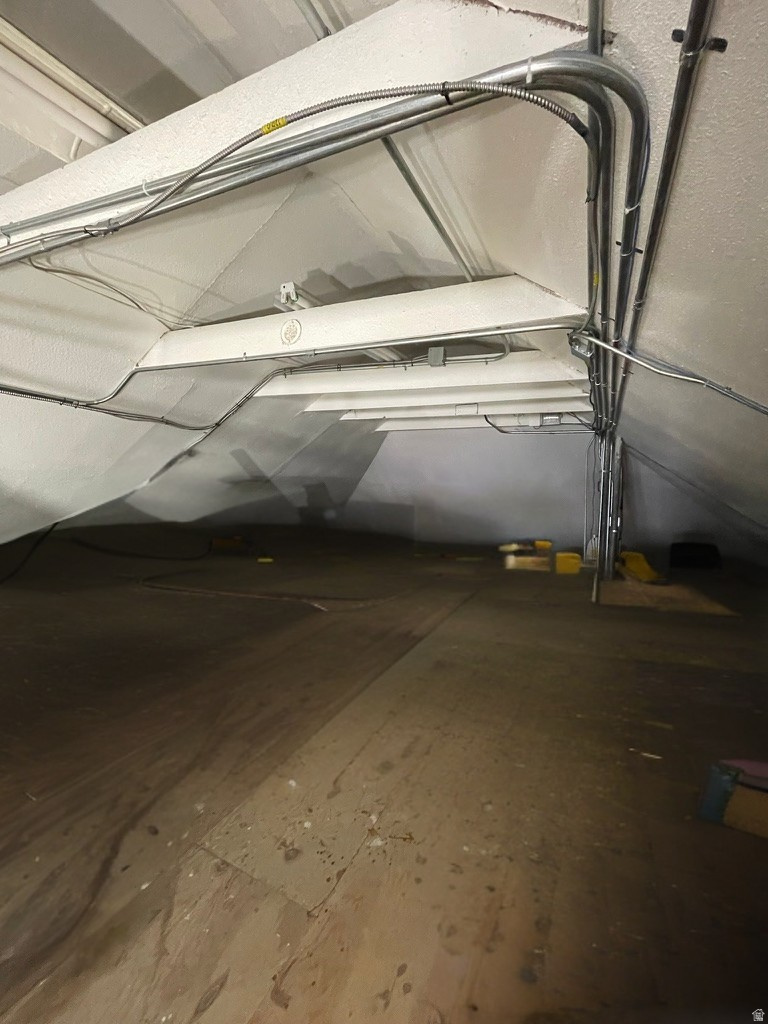 PLAT B SLC SUR - Commercial Sale