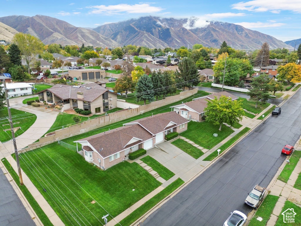 Photo of 115 S 900 E, Springville, UT 84663 (MLS # 2192950)