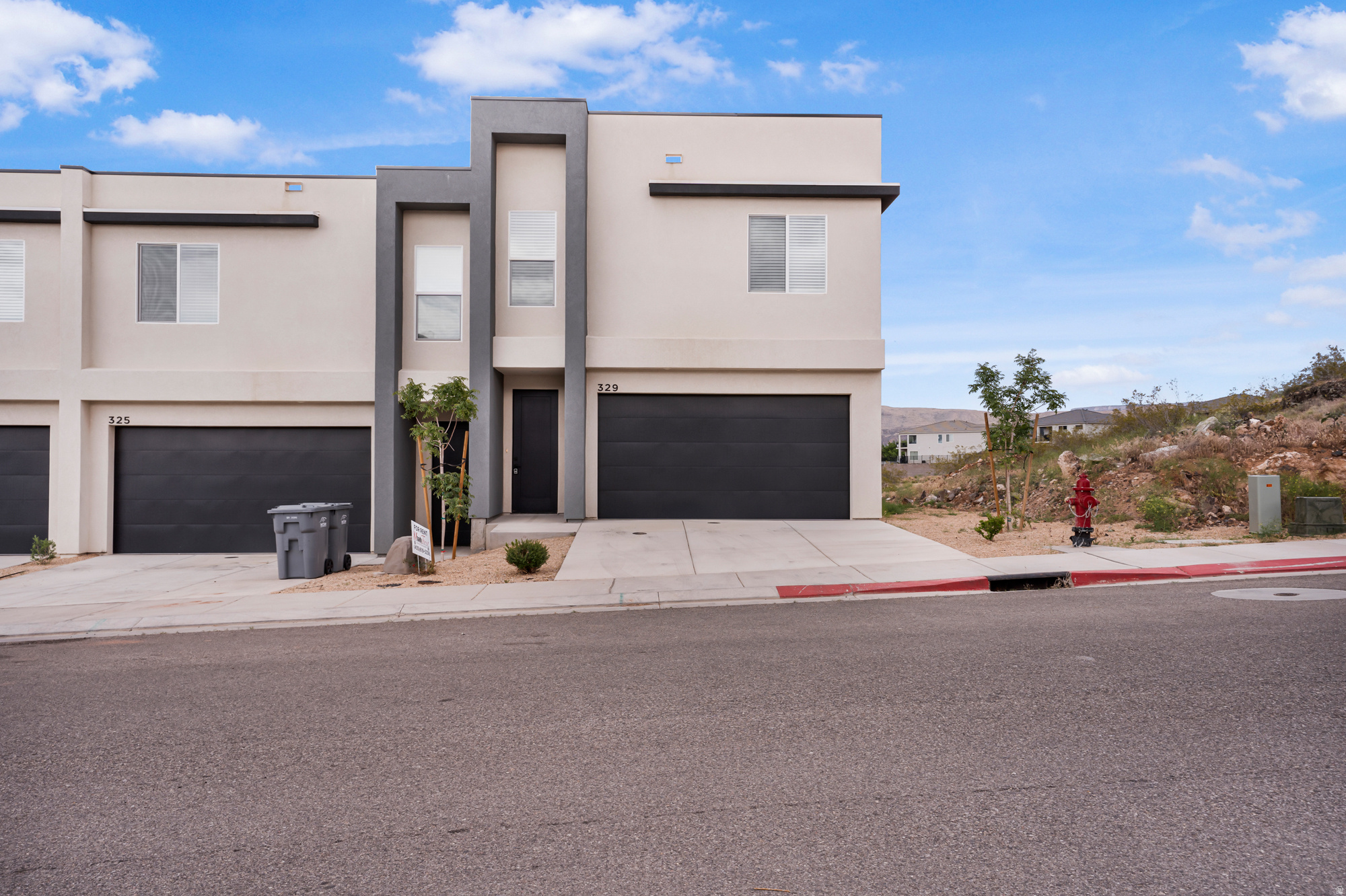 HURRICANE VILLAGE - Residential