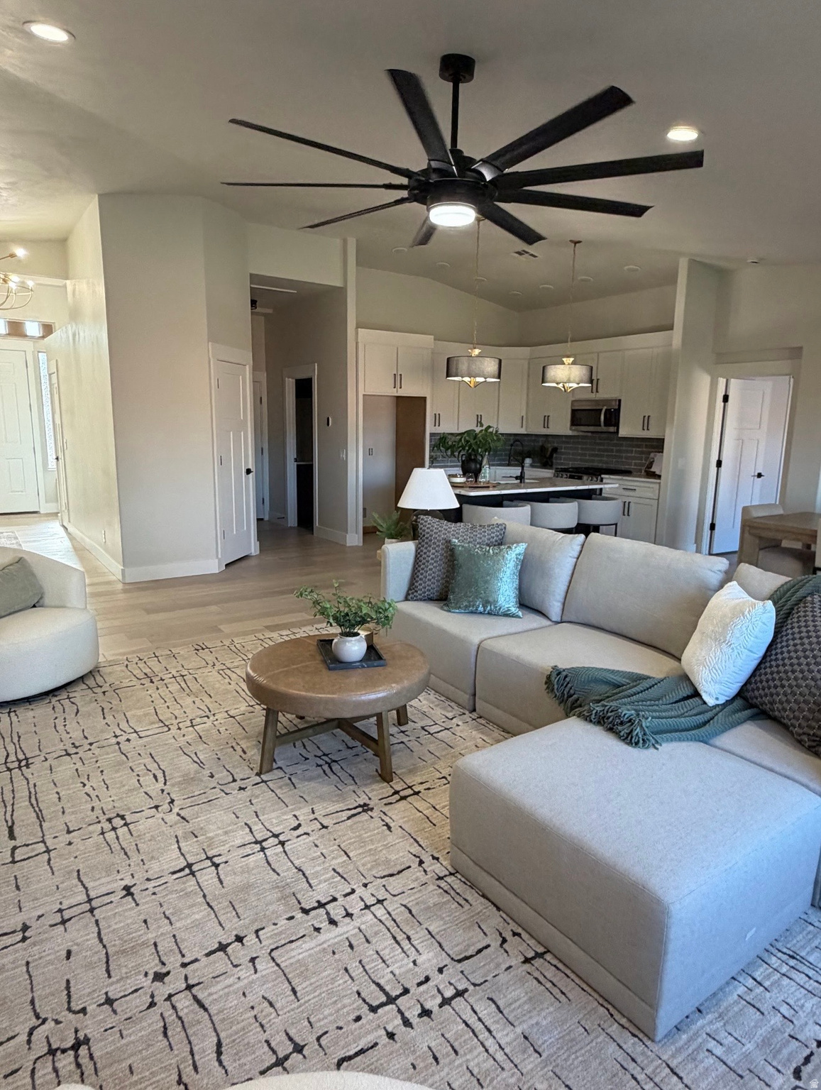 QUAIL COVE SUB - Residential
