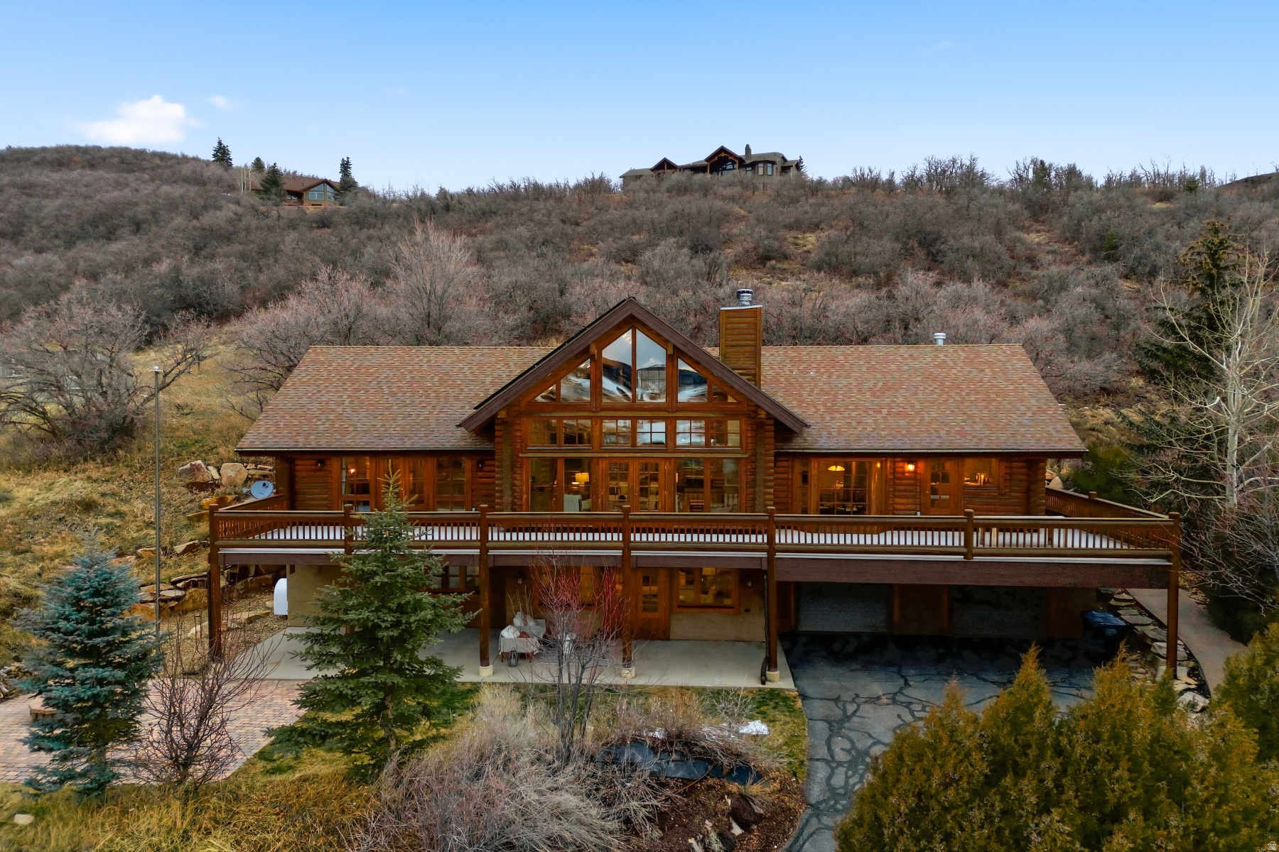 HIDDEN COVE - Residential