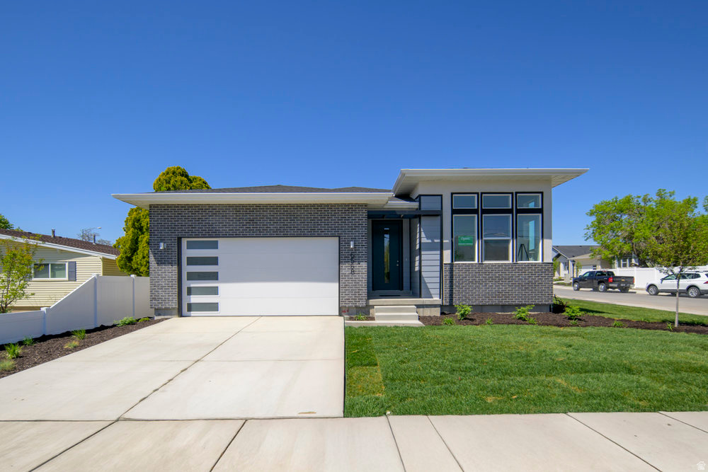 WATERSTONE - Residential