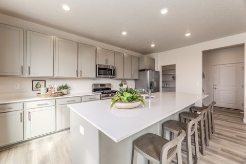 Tiny photo for 6036 W SAPPHIRE DR #344, West Jordan, UT 84081 (MLS # 2120065)