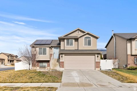 Tiny photo for 884 WILLOWBROOK LN, Pleasant View, UT 84404 (MLS # 2139782)