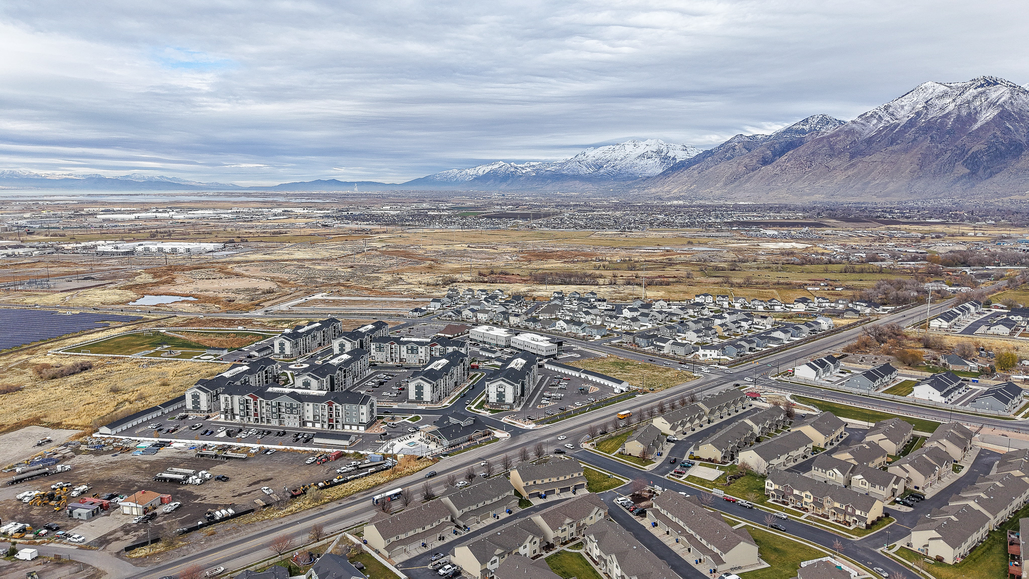 WHISPERING WILLOW - Residential