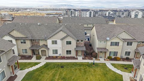Tiny photo for 1228 N CATTAIL DR, Spanish Fork, UT 84660 (MLS # 2126523)