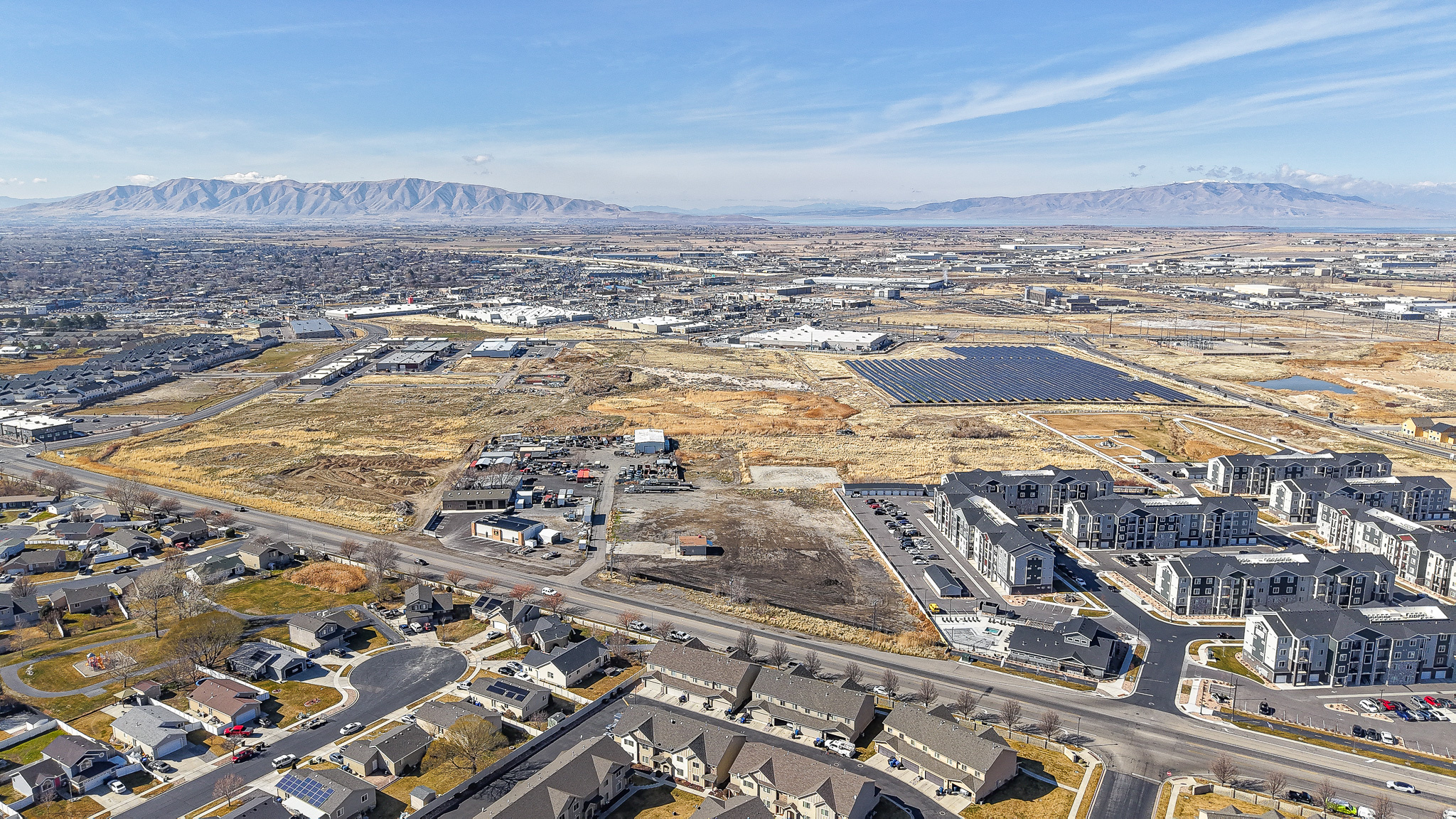 WHISPERING WILLOW - Residential