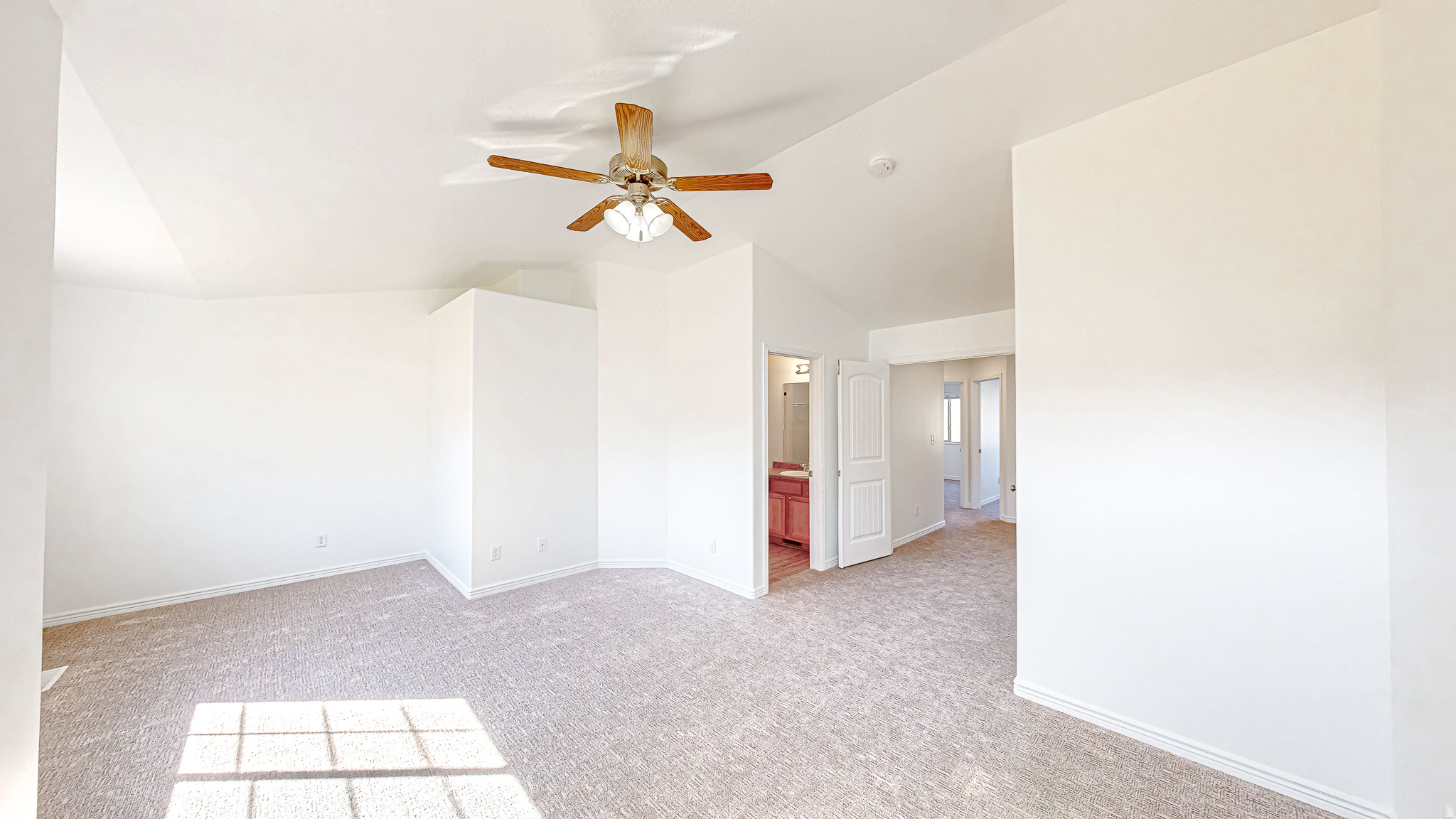 WHISPERING WILLOW - Residential