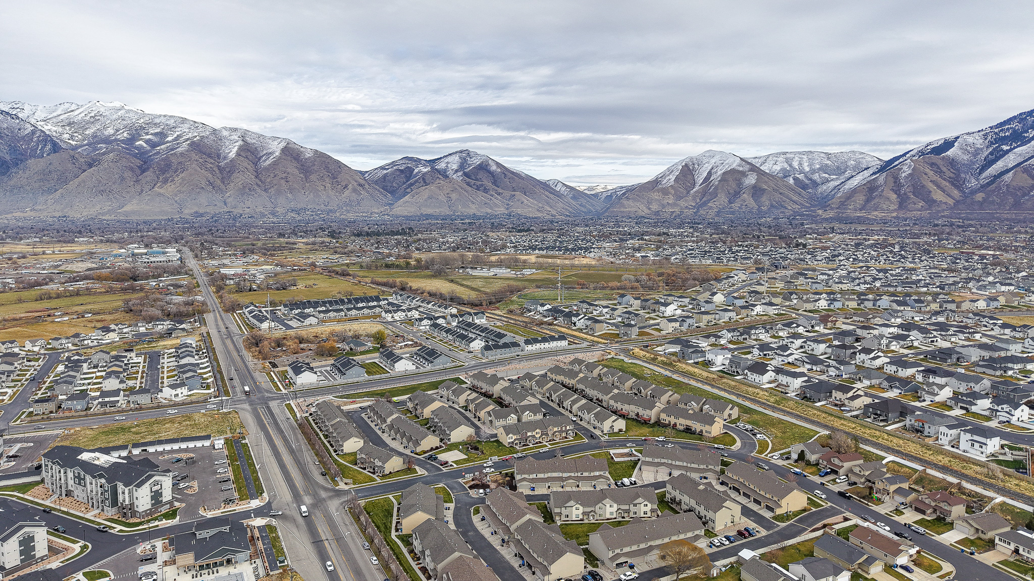 WHISPERING WILLOW - Residential