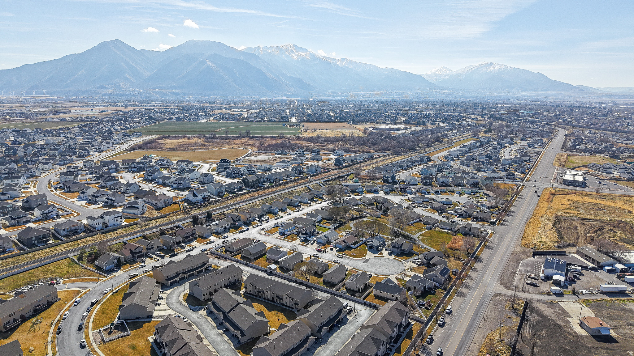 WHISPERING WILLOW - Residential