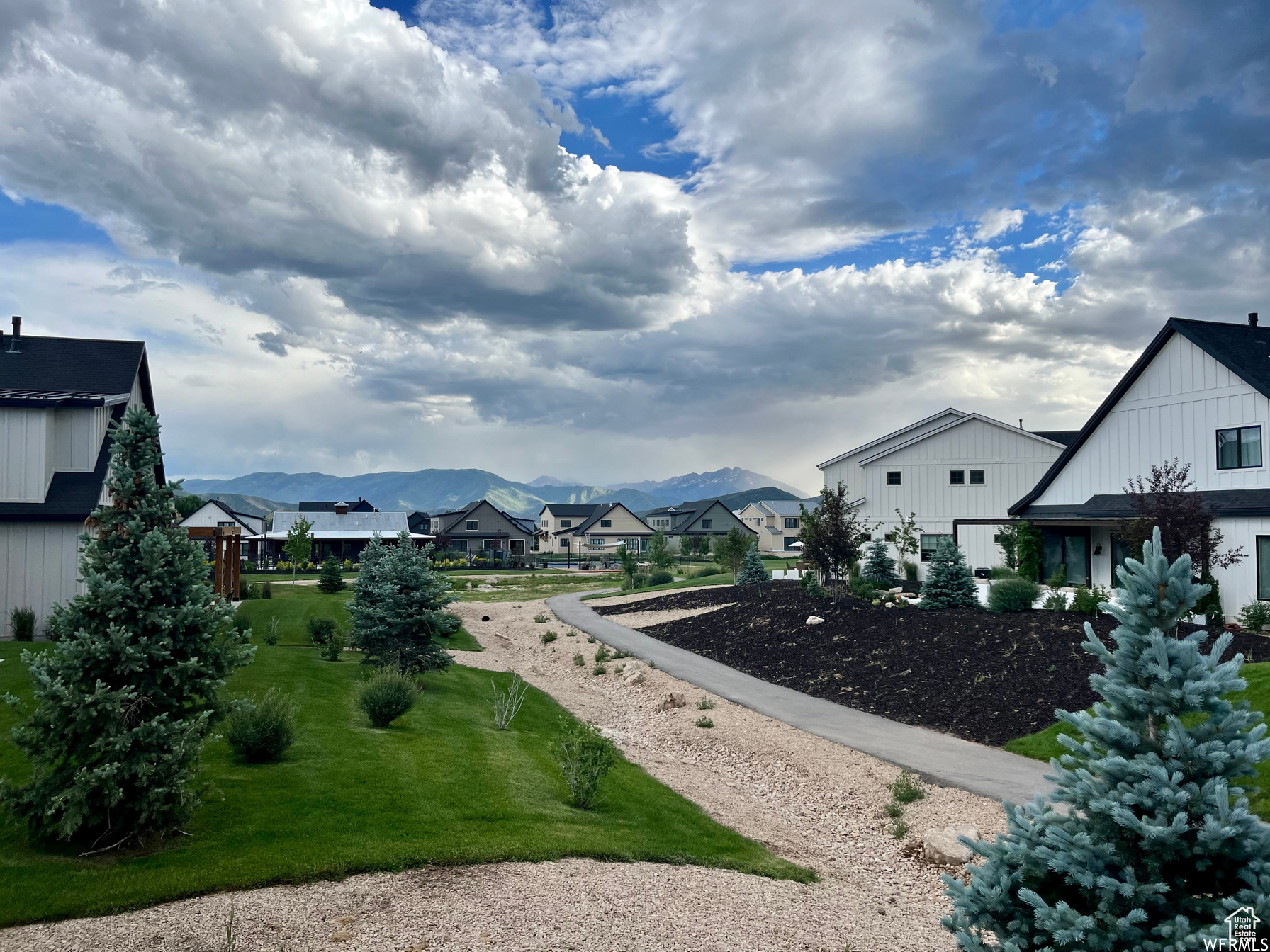 529 N Farm Hill Ln, Midway, Utah image 2