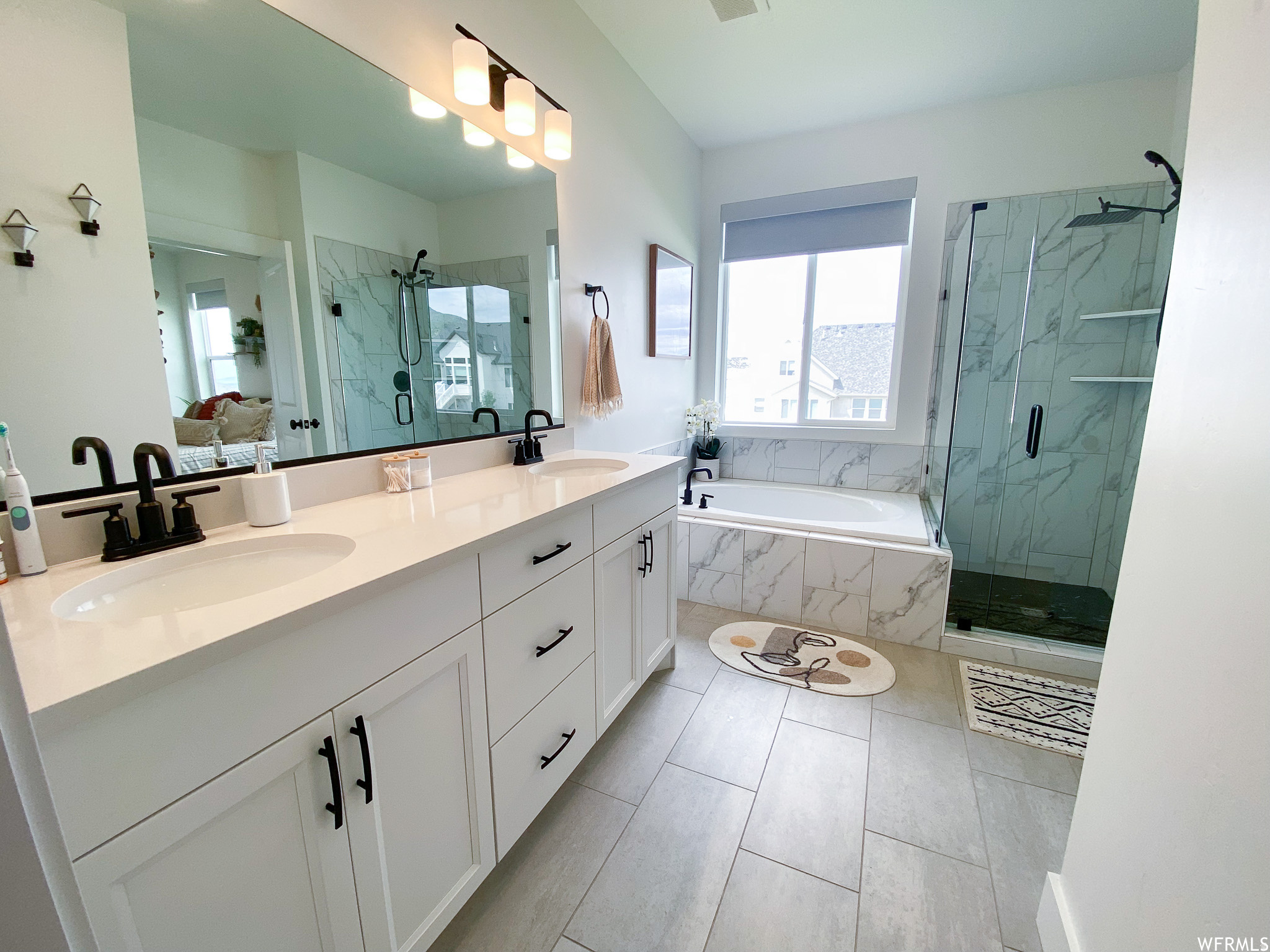 CARSON RIDGE - Residential