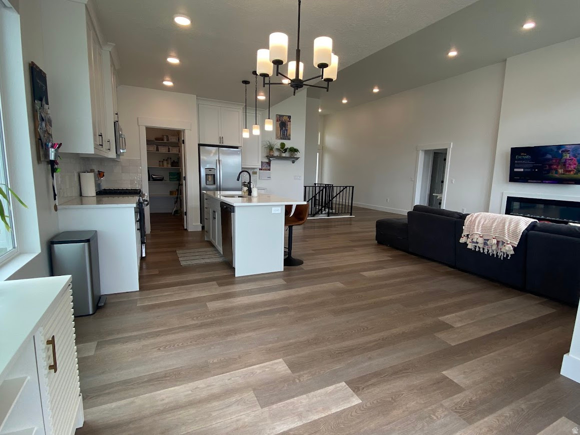 CARSON RIDGE - Residential