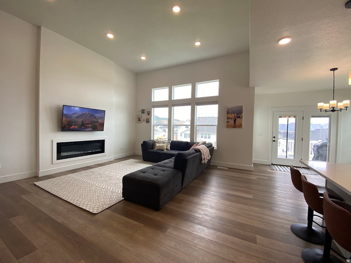 CARSON RIDGE - Residential