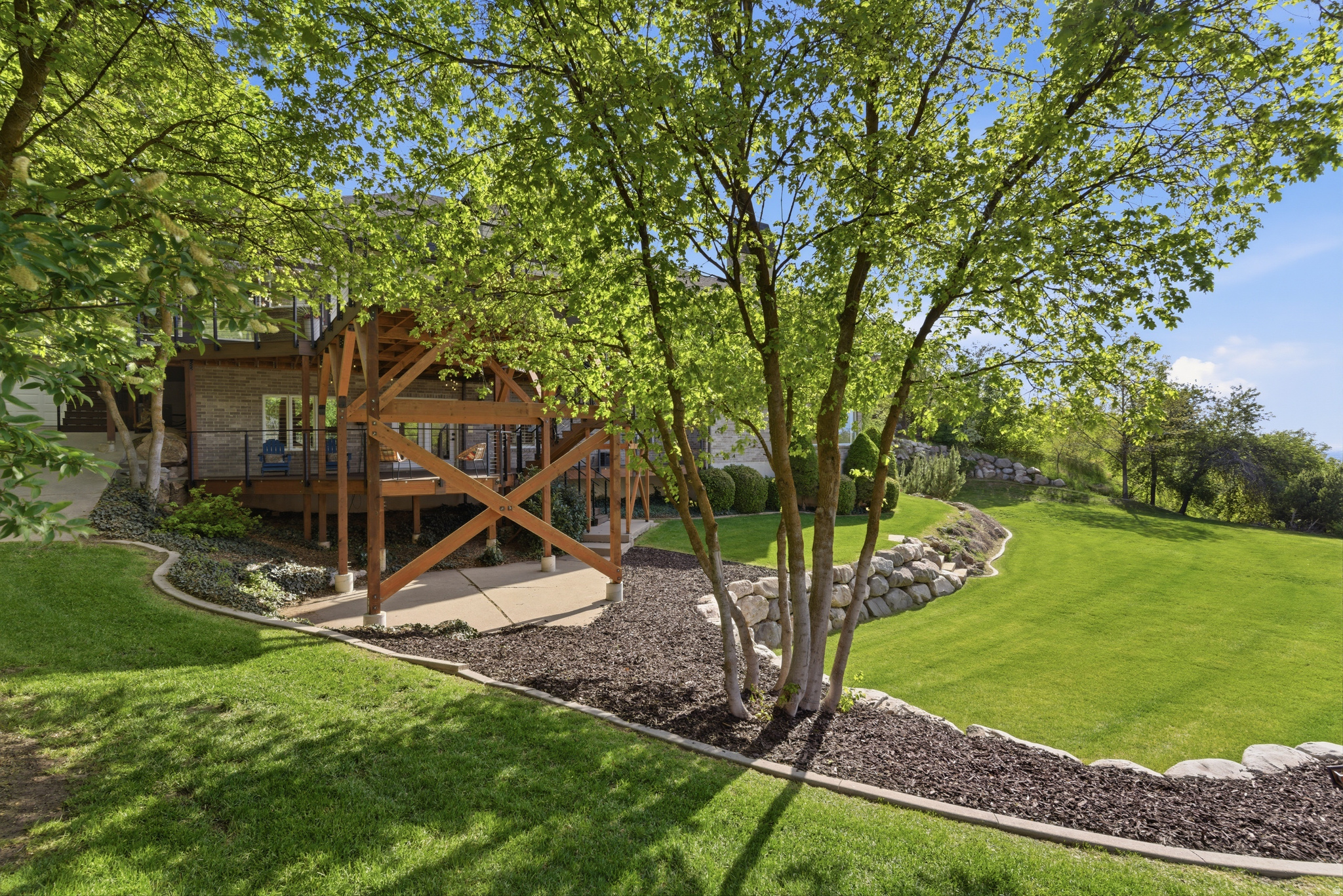 TANGLEWOOD/TWIN PEAK - Residential