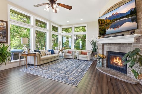 Tiny photo for 3311 COVE CIR, Layton, UT 84040 (MLS # 2154314)