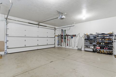 Tiny photo for 3311 COVE CIR, Layton, UT 84040 (MLS # 2154314)