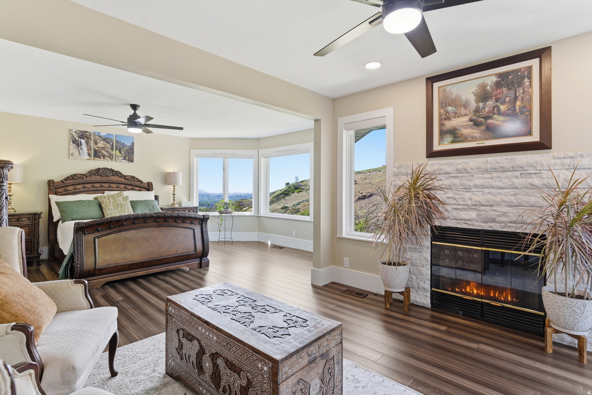 TANGLEWOOD/TWIN PEAK - Residential