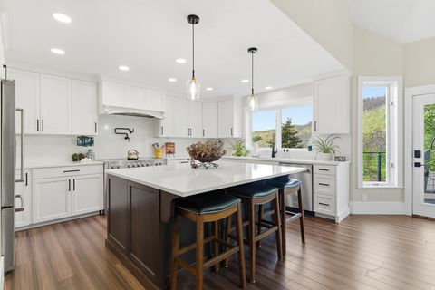Tiny photo for 3311 COVE CIR, Layton, UT 84040 (MLS # 2154314)