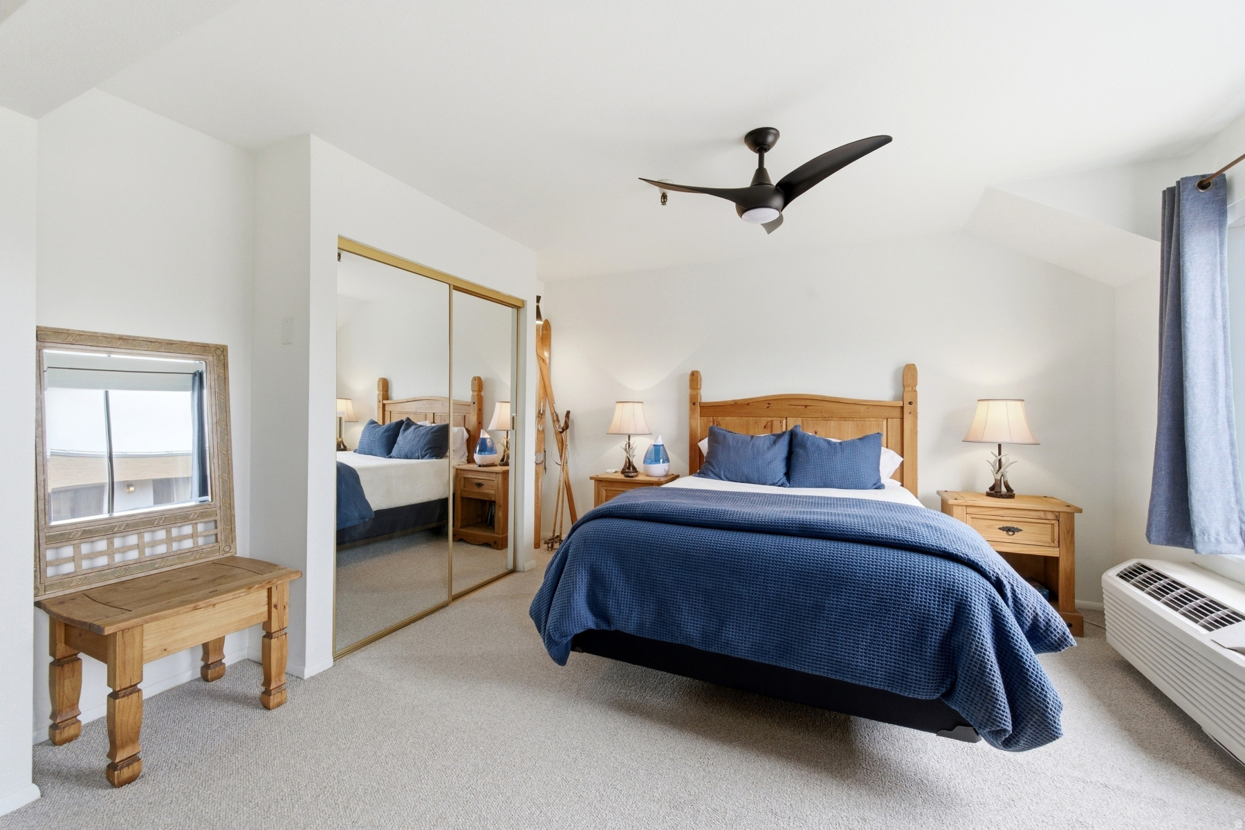 CARRIAGE HOUSE CONDOMINIUMS - Residential