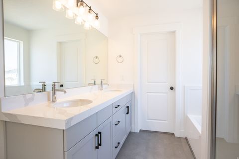 Tiny photo for 422 E 550 N LOT #26, Salem, UT 84653 (MLS # 2145526)