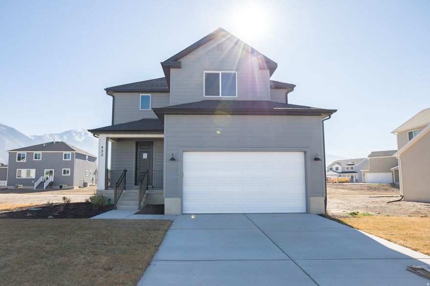 AMAZING $20,000 INCENTIVE TOWARDS CLOSING COSTS, RATE BUYDOWN, OR PRICE REDUCTION REGARDLESS OF LENDER! Must-See New Salem Fields Community! Move-in ready! This beautiful home built by Flagship Homes features 4 bedrooms, 2.5 bathrooms, quartz countertops, landscaped front yard (backyard can be landscaped for an additional charge), and 2 car garage. The primary bedroom has a vaulted ceiling, large walk-in closet, and dual sinks with a separate tub/shower. With an unfinished basement, this home provides space for storage and room to grow. (If preferred, basement can be finished for an additional charge.) Call for more information or stop by our model home at 495 E 720 N Salem, UT for a tour. Model home hours: Monday-Saturday 11 AM - 6 PM. Buyers to verify all information. Square footage is from house plans.