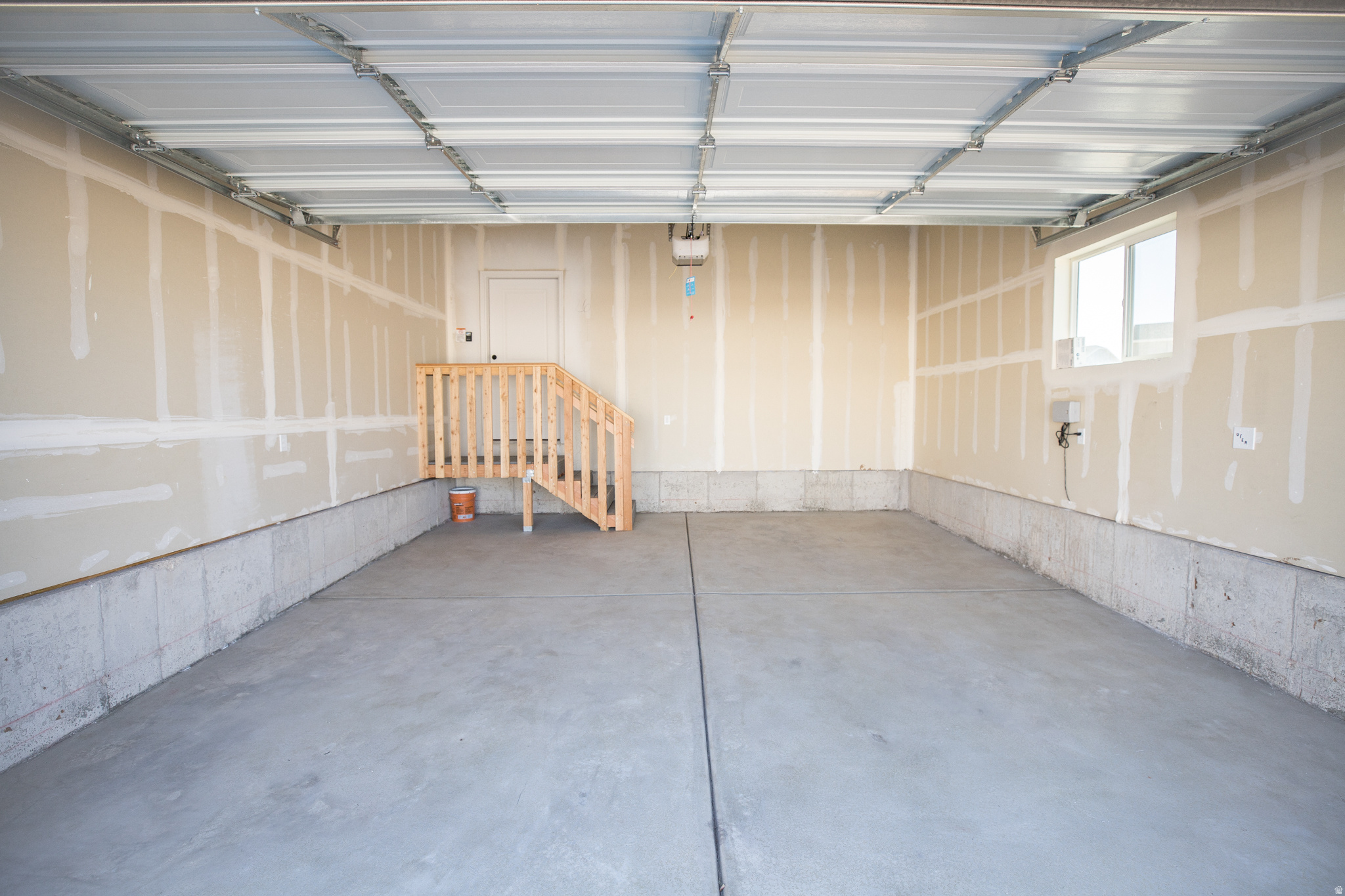 SALEM FIELDS - Residential