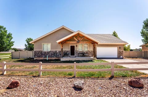 Photo of 482 N DELMAR WAY, Vernal, UT 84078 (MLS # 2180467)