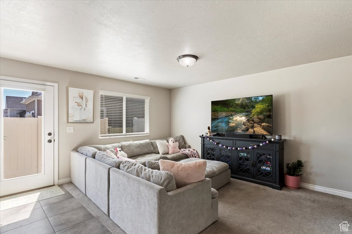 STOKER GARDENS - Residential